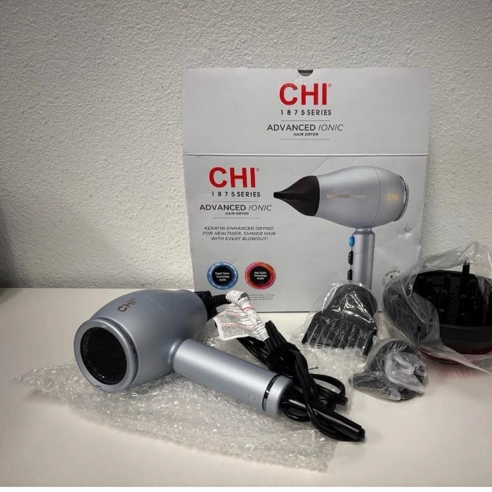 CHI Advanced Ionic Hair Dryer - Silver
